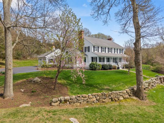 Backyard, Detached Garage, Exterior, Facade, Georgian