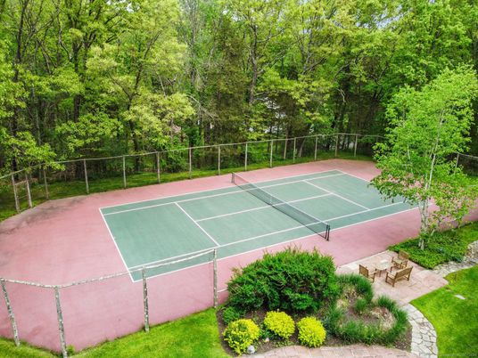 Exterior, Tennis Courts