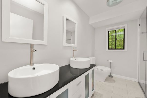 Bathroom, Dual Sink Vanities, Free Standing Baths, Interior