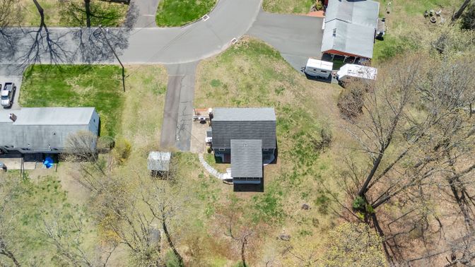 Exterior, Drone