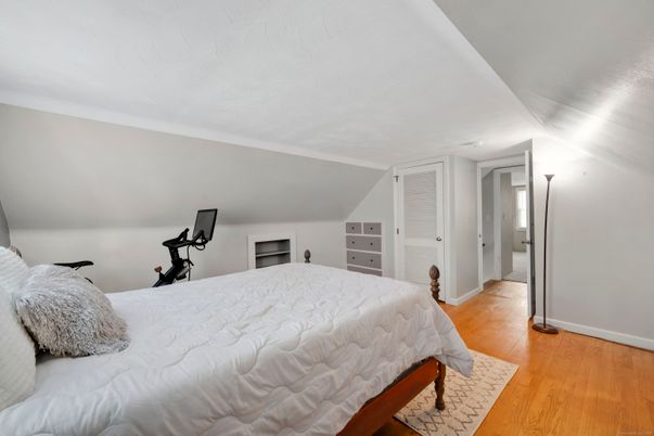 Bedroom, Fitness Equipment, Interior, Wood Texture Flooring