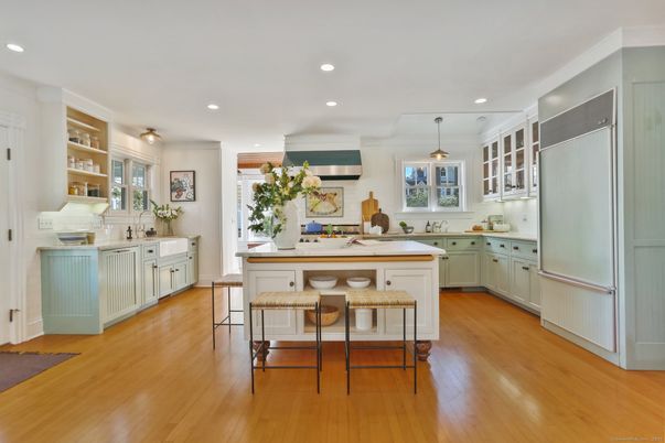 Interior, Kitchen, Pendant Lights, Recessed Lighting, Wood Texture Flooring