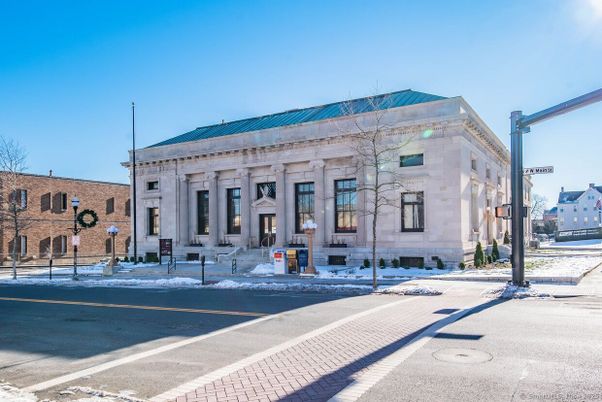 Exterior, Facade, French Provincial