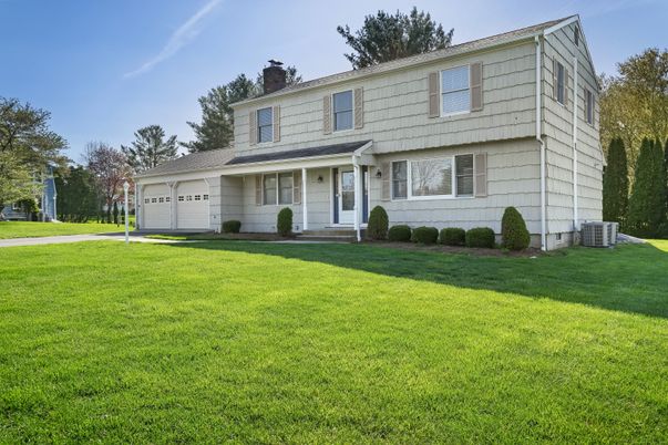 Attached, Backyard, Exterior, Facade, Split Level