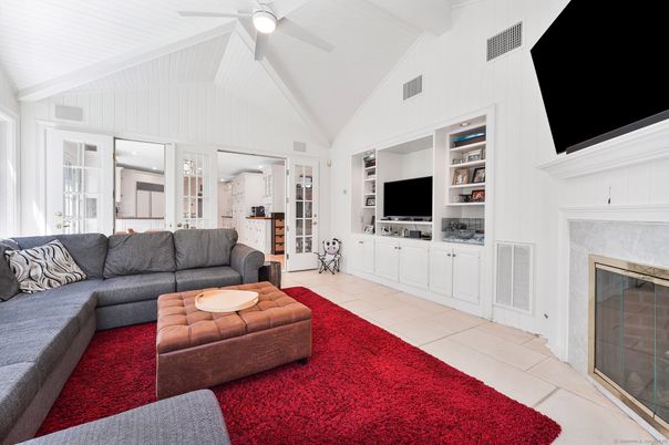 Fireplace, Interior, Living room