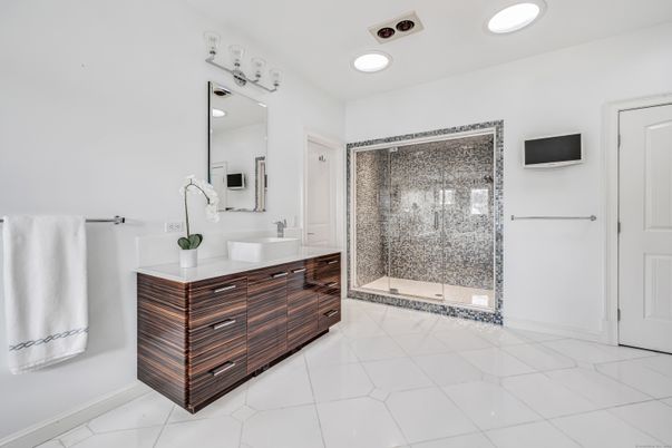 Bathroom, Dual Sink Vanities, Glass Shower, Interior, Recessed Lighting