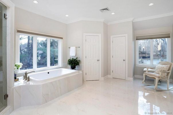 Bathroom, Interior, Marble, Recessed Lighting