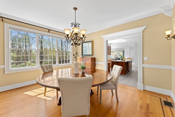 Chandelier, Dining room, Interior, Kitchen, Wood Texture Flooring