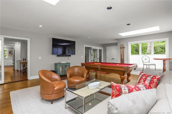 Billiard Table, Game Room, Interior, Living room, Recessed Lighting, Wood Texture Flooring