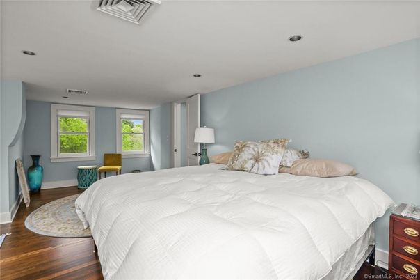 Bedroom, Interior, Recessed Lighting, Wood Texture Flooring