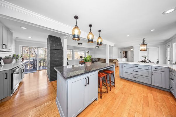 Dining room, Interior, Kitchen, Pendant Lights, Recessed Lighting, Wood Texture Flooring