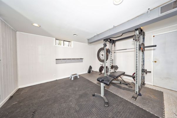 Fitness Equipment, Interior, Recessed Lighting