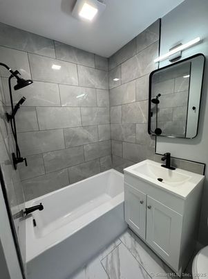 Bathroom, Dual Sink Vanities, Interior, Marble, Recessed Lighting