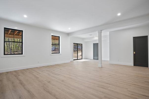 Empty room, Interior, Recessed Lighting, Wood Texture Flooring