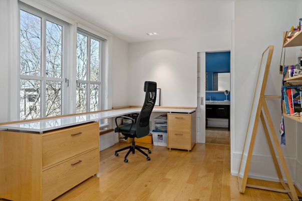 Home Office, Interior, Recessed Lighting, Wood Texture Flooring