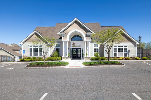Exterior, Facade, Farmhouse