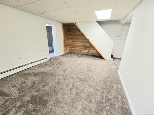 Empty room, Interior, Recessed Lighting, Wooden Walls