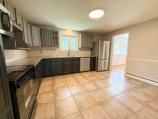 Interior, Kitchen, Stainless Steel Appliances