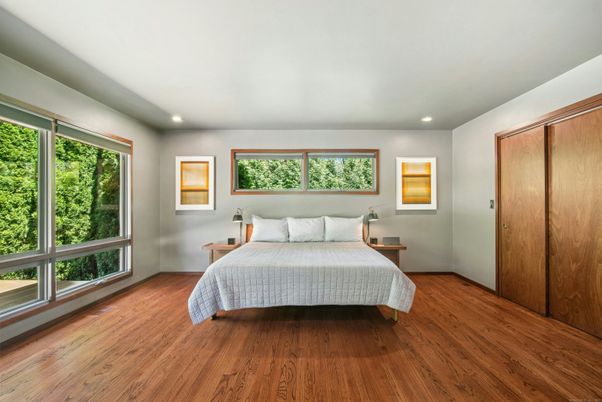 Bedroom, Interior, Recessed Lighting, Wood Texture Flooring