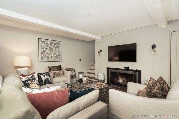 Fireplace, Interior, Living room