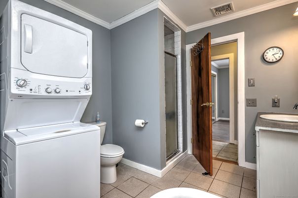 Bathroom, Interior, Utility Closets, Washer