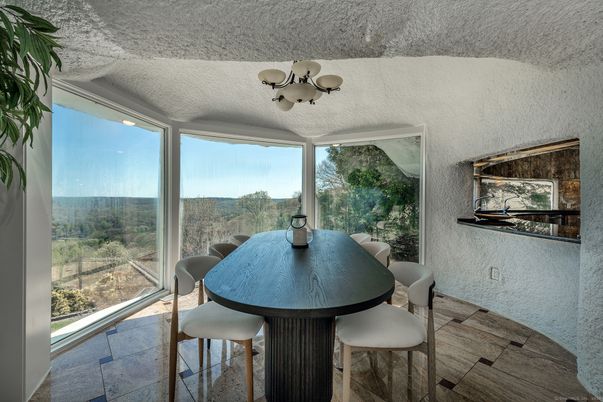 Chandelier, Dining room, Interior