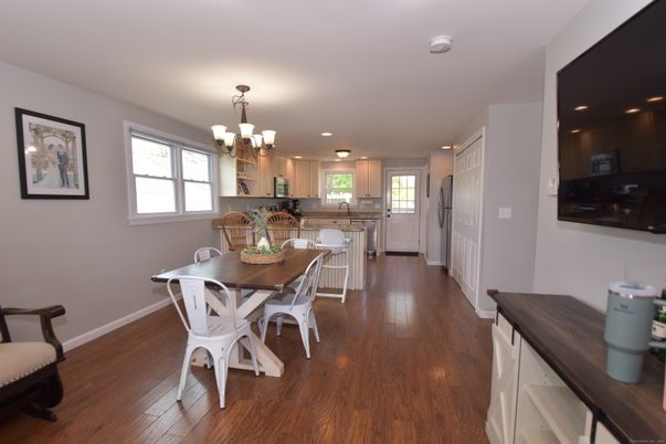 Chandelier, Dining room, Interior, Kitchen, Recessed Lighting, Wood Texture Flooring