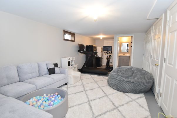 Fitness Equipment, Interior, Living room