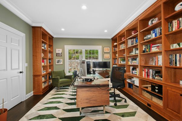 Home Office, Interior, Recessed Lighting, Wood Texture Flooring