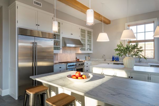 Interior, Kitchen, Pendant Lights, Stainless Steel Appliances