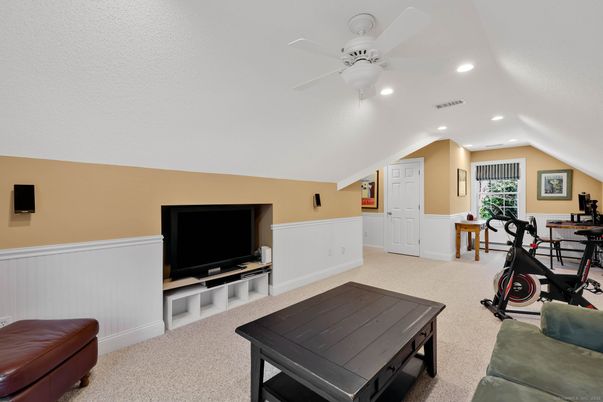 Fitness Equipment, Interior, Recessed Lighting