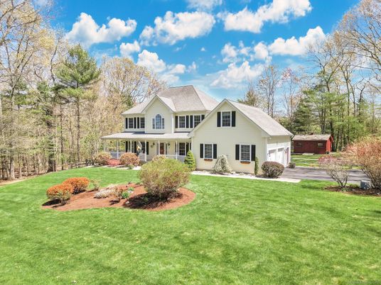 Backyard, Detached Garage, Exterior, Facade, Farmhouse