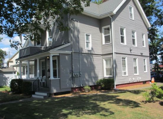Exterior, Facade, Queen Anne Victorian