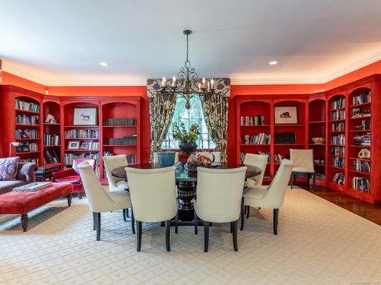 Chandelier, Dining room, Interior, Recessed Lighting, Wood Texture Flooring
