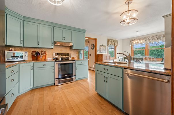 Chandelier, Interior, Kitchen, Stainless Steel Appliances, Wood Texture Flooring