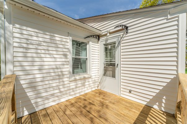 Exterior, Wood Texture Flooring