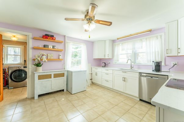 Interior, Kitchen, Washer