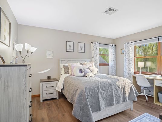 Bedroom, Home Office, Interior, Wood Texture Flooring