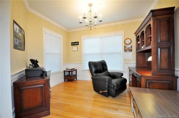 Chandelier, Interior, Wood Texture Flooring
