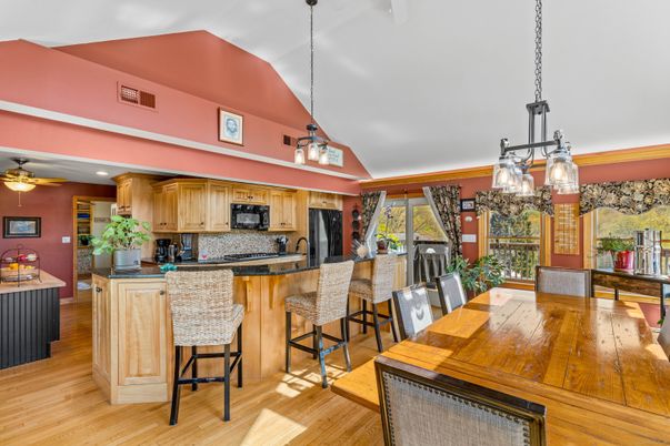 Dining room, Interior, Kitchen, Pendant Lights, Recessed Lighting, Wood Texture Flooring