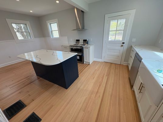 Interior, Kitchen, Recessed Lighting, Wood Texture Flooring