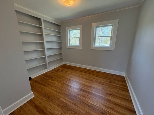 Empty room, Interior, Walk-in Closets, Wood Texture Flooring