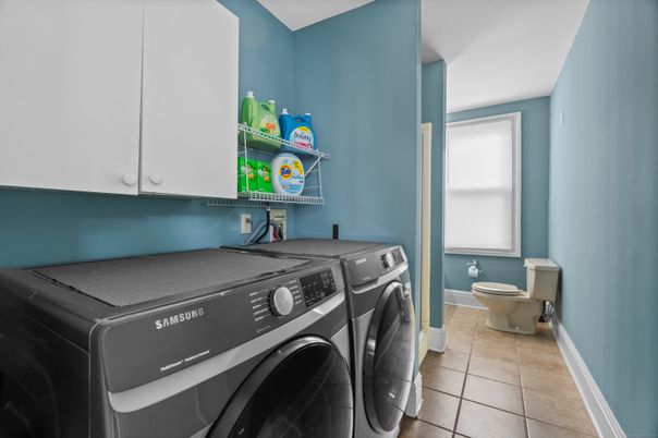 Interior, Washer