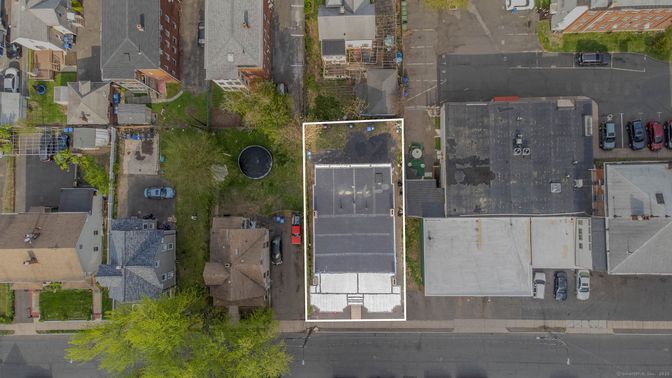 Exterior, Drone