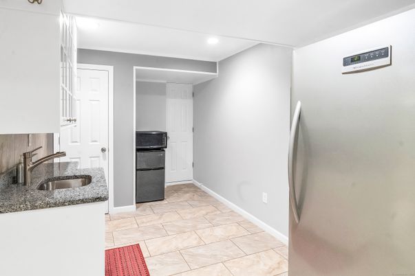 Interior, Marble, Recessed Lighting