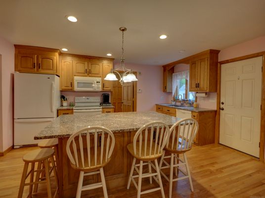 Interior, Kitchen, Pendant Lights, Recessed Lighting, Wood Texture Flooring