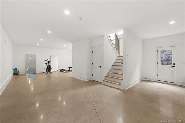 Fitness Equipment, Interior, Recessed Lighting