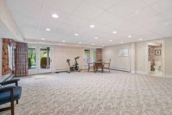 Dining room, Fitness Equipment, Interior, Recessed Lighting