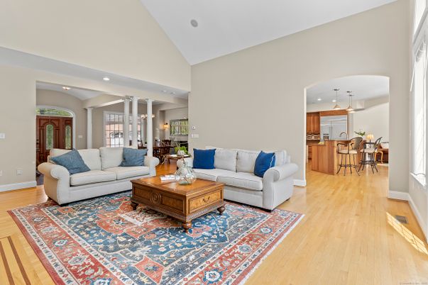 Interior, Kitchen, Living room, Pendant Lights, Recessed Lighting, Wood Texture Flooring