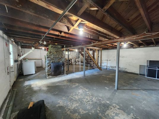 Interior, Wooden Beams